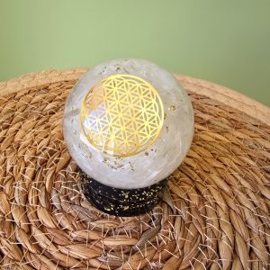 Sphère Orgonite en Sélénite et Fleur de Vie