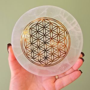 Palet de Sélénite avec Fleur de vie doré