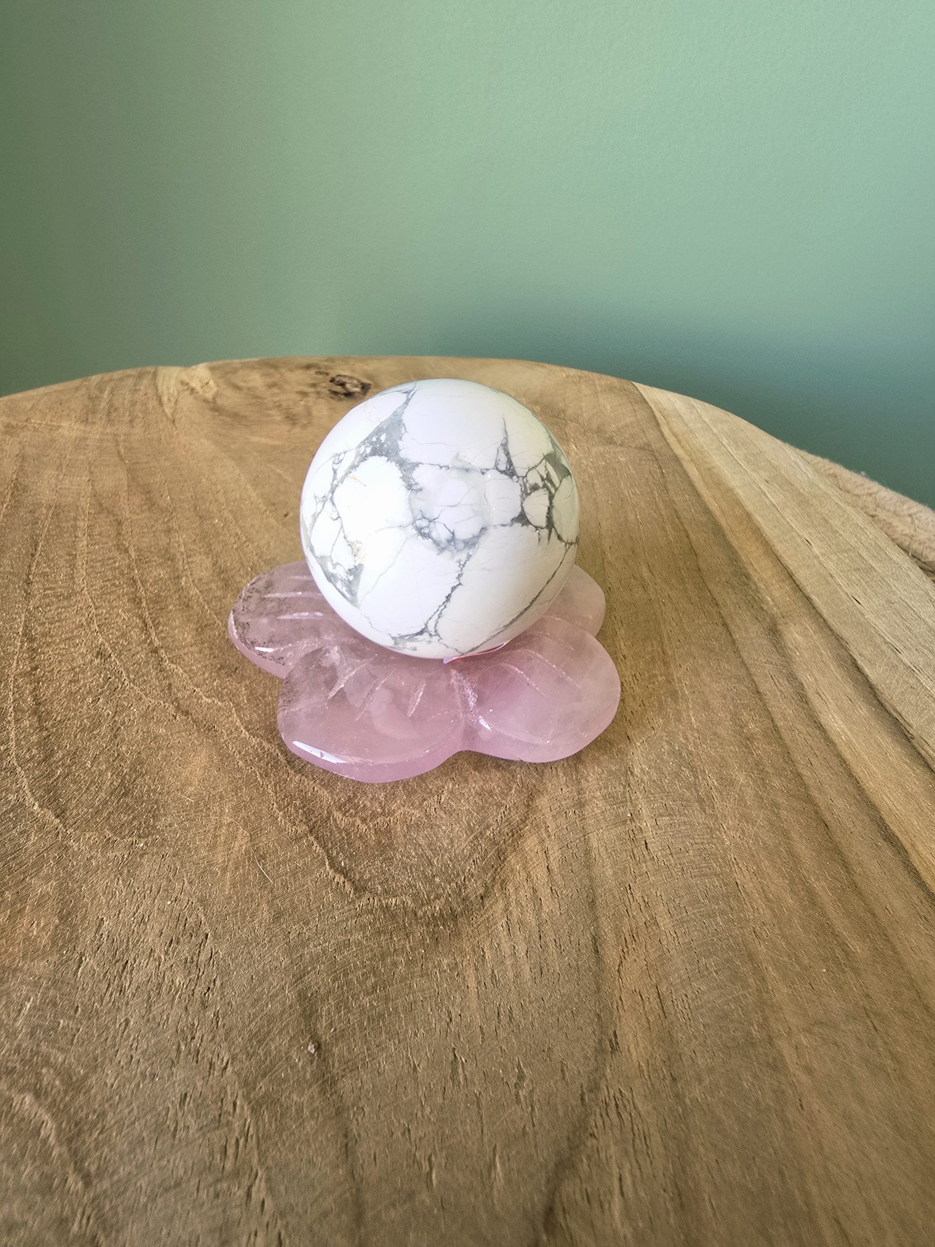 Porte Sphère Fleur en Quartz Rose – Image 2
