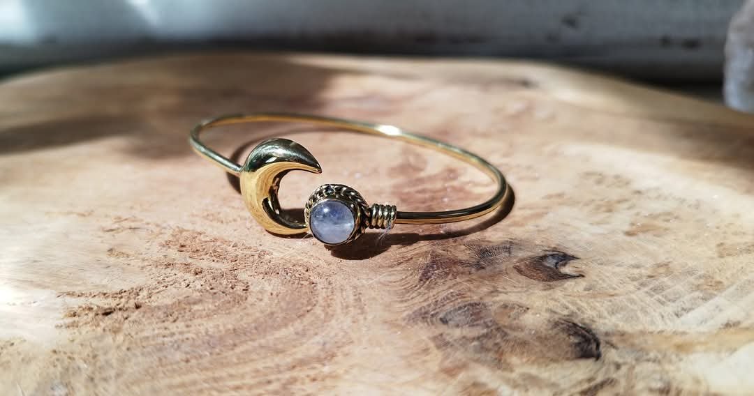 Bracelet jonc artisanal Pierre de lune